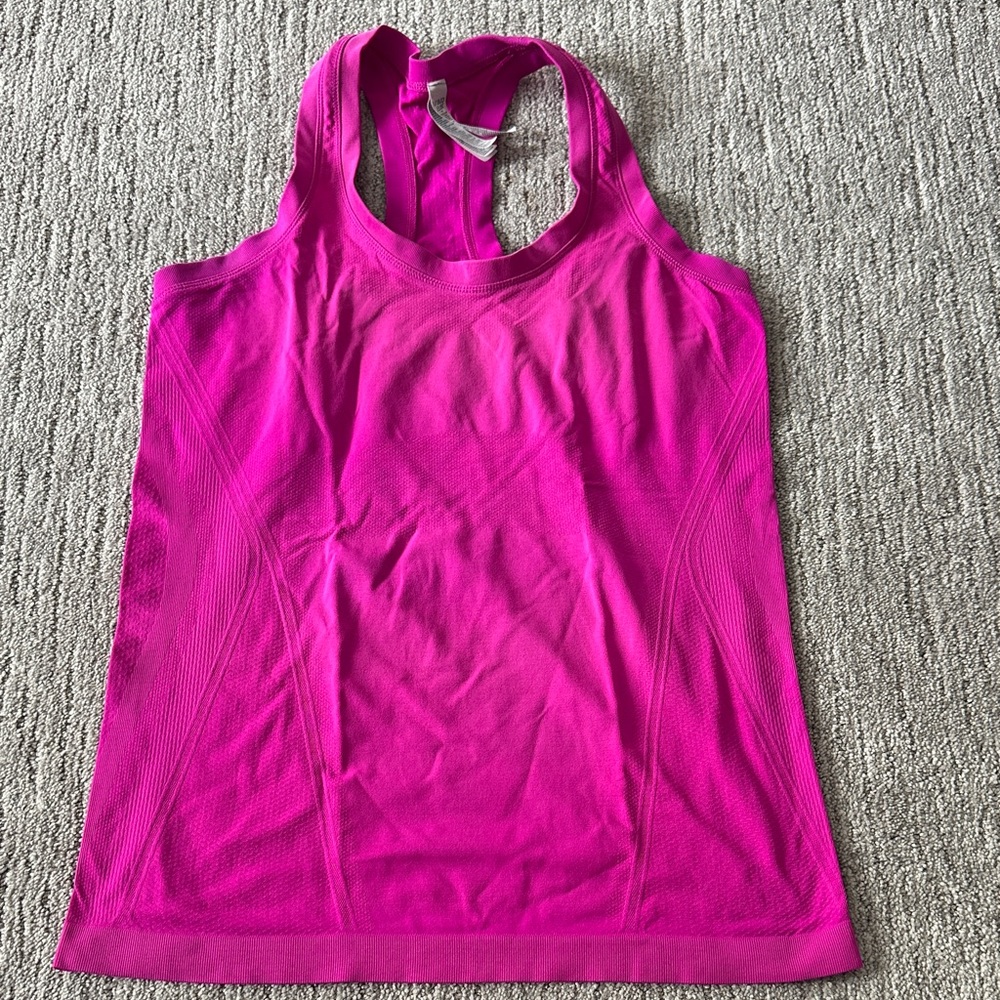 Athleta Momentum Racerback Tank Top - Fuchsia Pink Medium